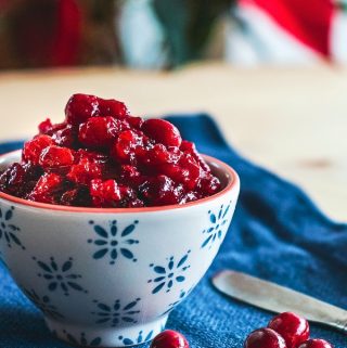 Easy cranberry sauce with orange juice and thyme