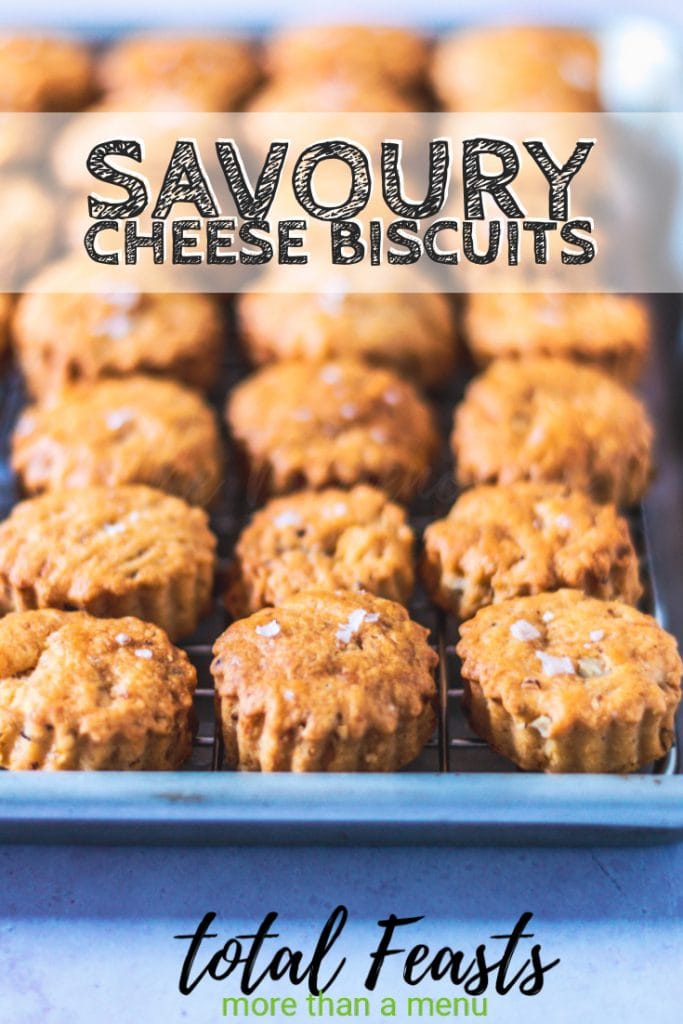 Savoury cheese biscuits. With cheese, hazelnuts and spices.